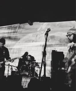 Wave Decay