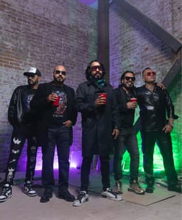 Los Inquietos Del Norte
