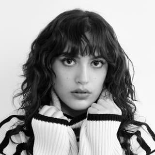 Simone