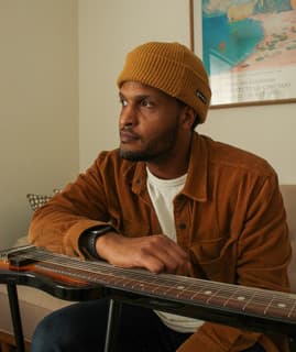Aaron Stephens