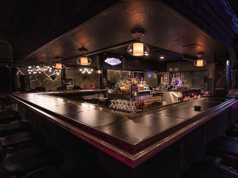 The Sand Dollar Lounge