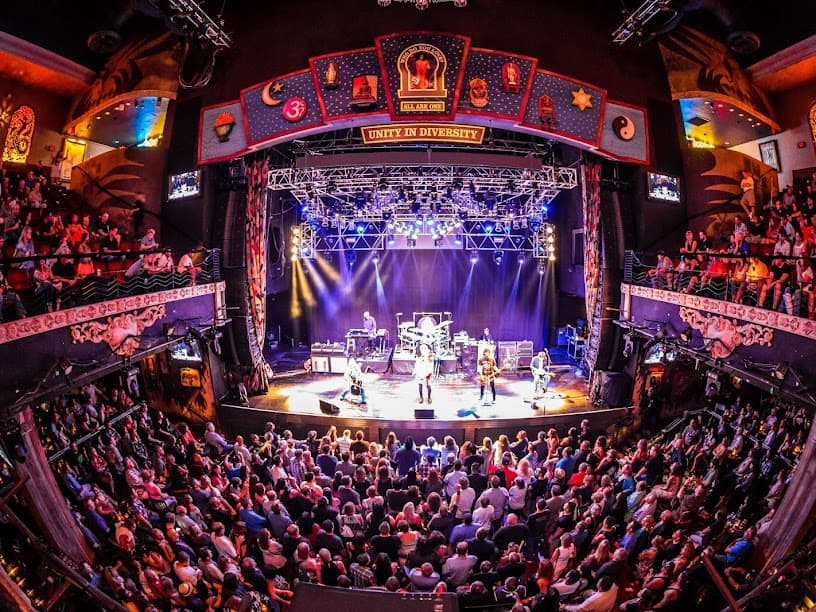 B Side at House of Blues